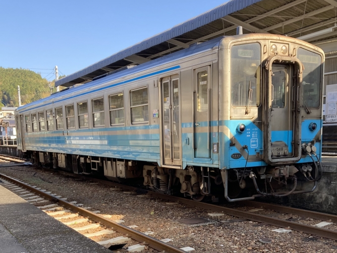 鉄道乗車記録の写真:乗車した列車(外観)(3)        「四マツ所属キハ54形。窪川駅4番のりば。」