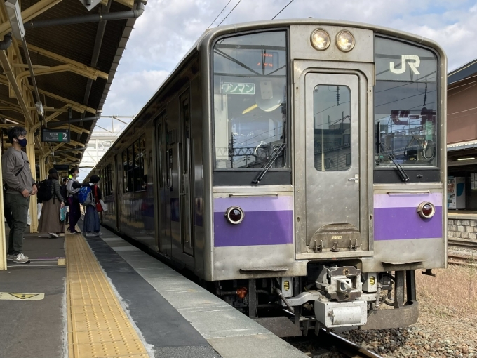 鉄道乗車記録の写真:乗車した列車(外観)(3)        「701系盛モリTC-1014編成。花巻駅2番線。」