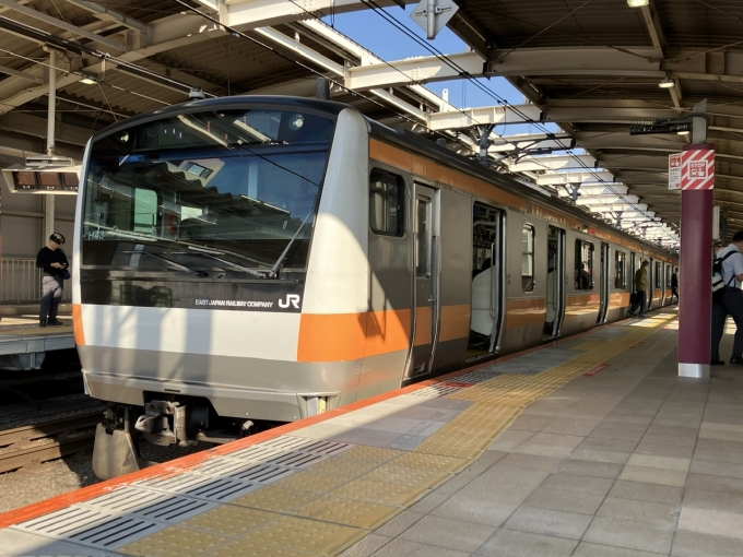 鉄道乗車記録の写真:乗車した列車(外観)(3)        「E233系 八トタH43編成。武蔵境駅2番線。」