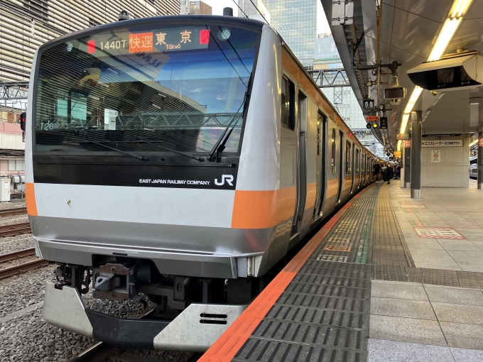 鉄道乗車記録の写真:乗車した列車(外観)(3)        「E233系八トタT26編成。新宿駅7番線。」
