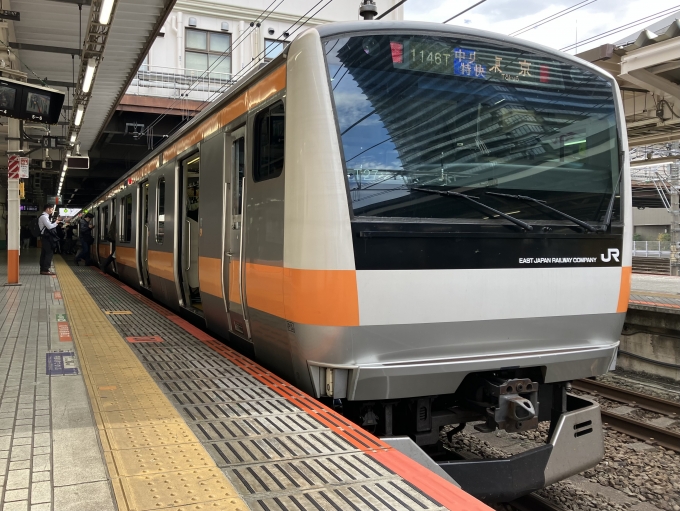 鉄道乗車記録の写真:乗車した列車(外観)(3)        「E233系八トタT27編成。八王子駅2番線。」