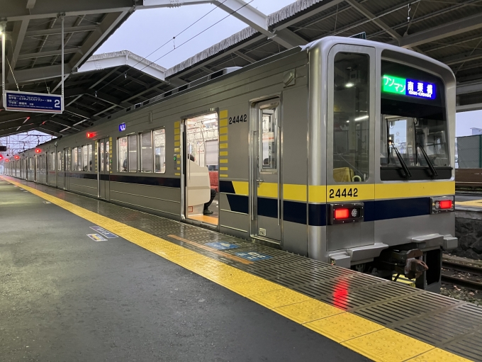 鉄道乗車記録の写真:乗車した列車(外観)(4)        「東武20000系21442F編成。東武日光駅2番線。」
