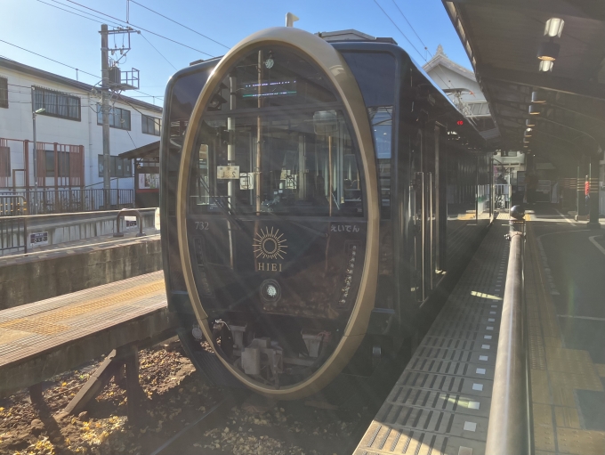 鉄道乗車記録の写真:乗車した列車(外観)(4)        「叡山電鉄 700系732。叡山電鉄出町柳駅1番のりば。」