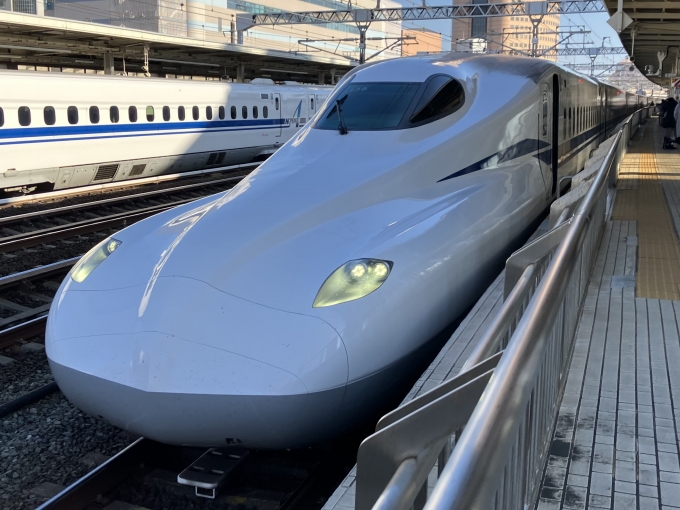 鉄道乗車記録の写真:乗車した列車(外観)(3)        「N700S新幹線幹オサJ38編成。浜松駅6番線。」