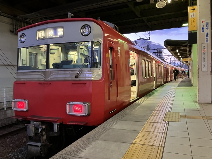 鉄道乗車記録の写真:乗車した列車(外観)(3)        「名鉄6000系6404編成。須ケ口駅1番線。」