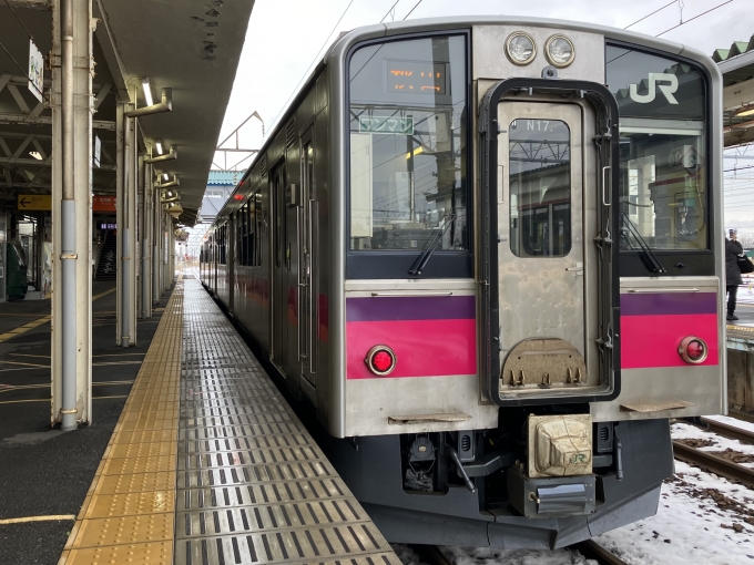 鉄道乗車記録の写真:乗車した列車(外観)(10)        「701系秋アキN17編成2両。東能代駅1番線。」