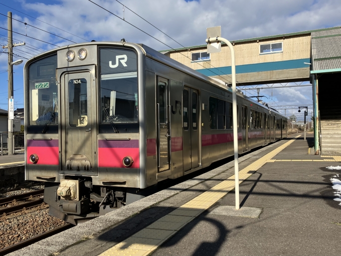 鉄道乗車記録の写真:乗車した列車(外観)(6)        「701系秋アキN34編成。小砂川駅2番線。」
