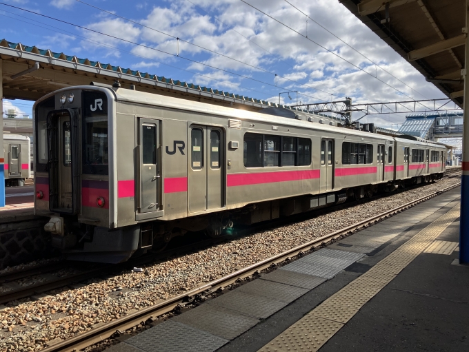 鉄道乗車記録の写真:乗車した列車(外観)(8)        「701系秋アキN34編成。酒田駅2番線。」