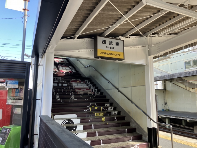 鉄道乗車記録の写真:駅舎・駅施設、様子(7)        「御花畑駅。」