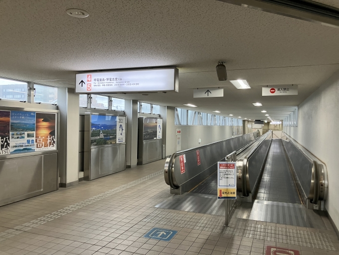 鉄道乗車記録の写真:駅舎・駅施設、様子(8)        