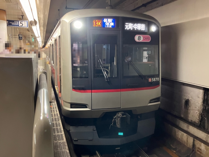 鉄道乗車記録の写真:乗車した列車(外観)(3)     「東急5000系5170F編成。東京メトロ池袋駅5番線。」