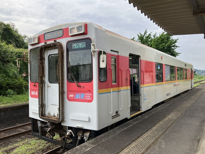 鉄道乗車記録の写真:乗車した列車(外観)(10)        「松浦鉄道MR-600形気動車。夫婦石駅発着線。」