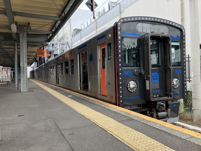 鉄道乗車記録の写真:乗車した列車(外観)(17)        「YC1系気動車編成名不明。諫早駅1番のりば。」