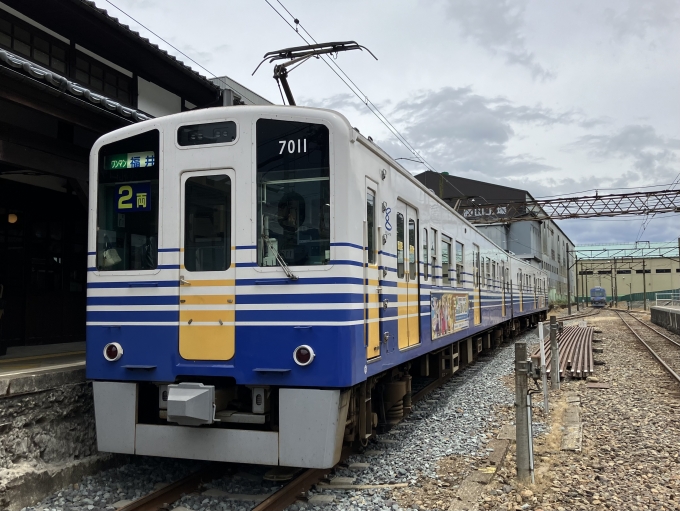 鉄道乗車記録の写真:乗車した列車(外観)(3)        「えちぜん鉄道MC7000形電車。勝山駅発着線。」