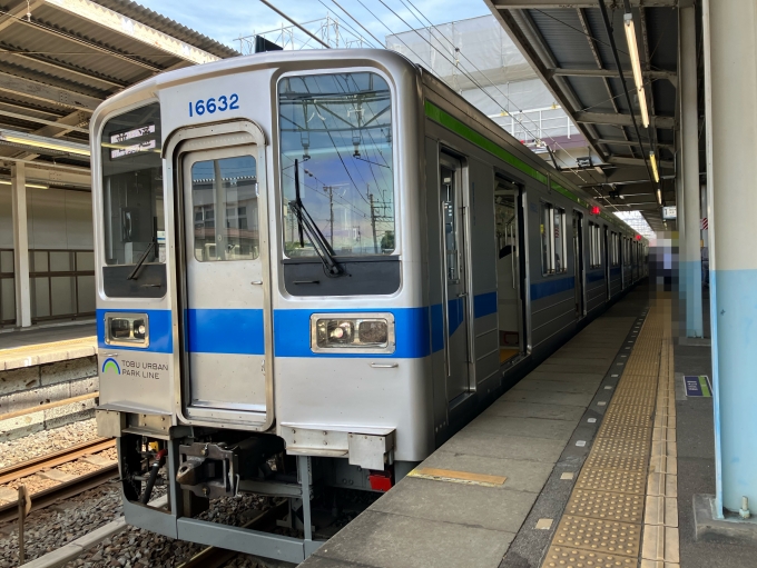 鉄道乗車記録の写真:乗車した列車(外観)(3)        「東武10000系11632F編成。江戸川台駅1番線。」
