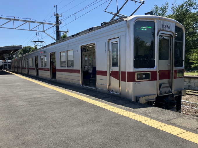鉄道乗車記録の写真:乗車した列車(外観)(3)        「東武10000系11258F編成。西小泉駅1番線。」