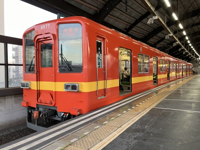 鉄道乗車記録の写真:乗車した列車(外観)(3)        「東武8000系8577F編成。大師前駅1番線。」