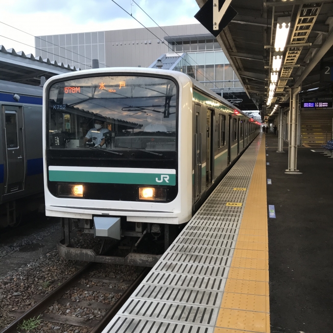 鉄道乗車記録の写真:乗車した列車(外観)(3)        「K752編成。いわき駅2番ホーム。」