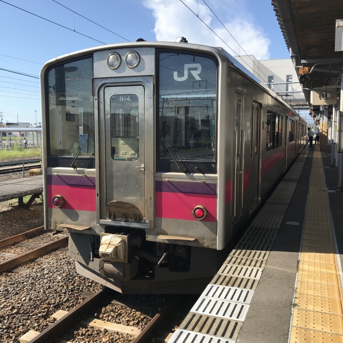 鉄道乗車記録の写真:乗車した列車(外観)(3)        「N14編成。横手駅3番ホーム。」
