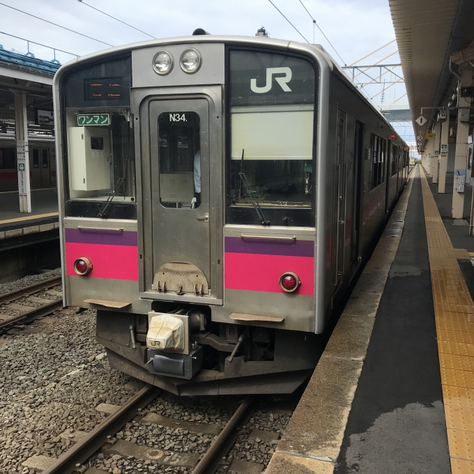 鉄道乗車記録の写真:乗車した列車(外観)(3)        「N34編成。青森駅2番ホーム。」