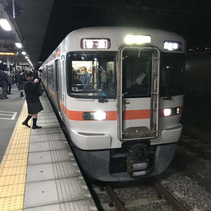 鉄道乗車記録の写真:乗車した列車(外観)(3)        「N3編成。松田駅2番線。」