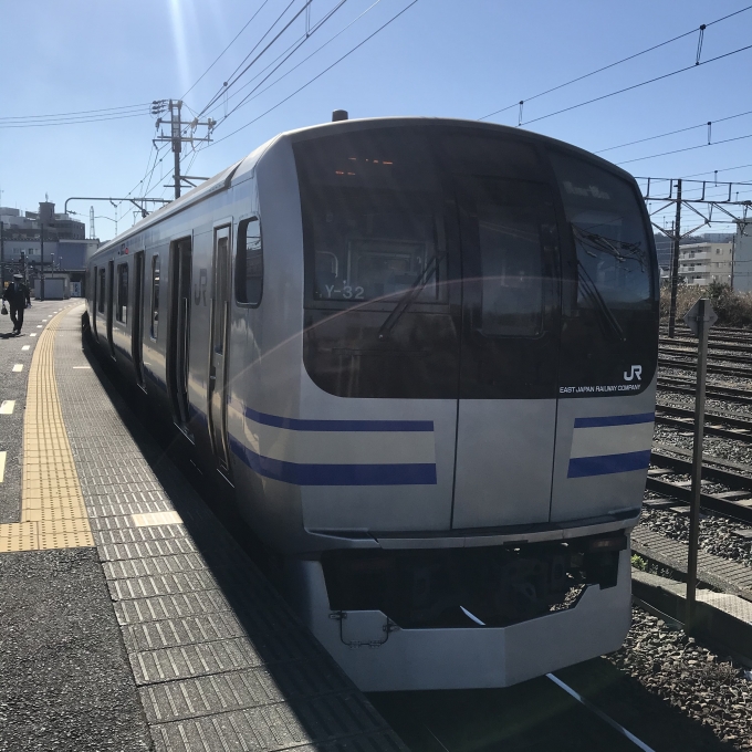 鉄道乗車記録の写真:乗車した列車(外観)(3)        「Y32編成。久里浜駅2番ホーム。」