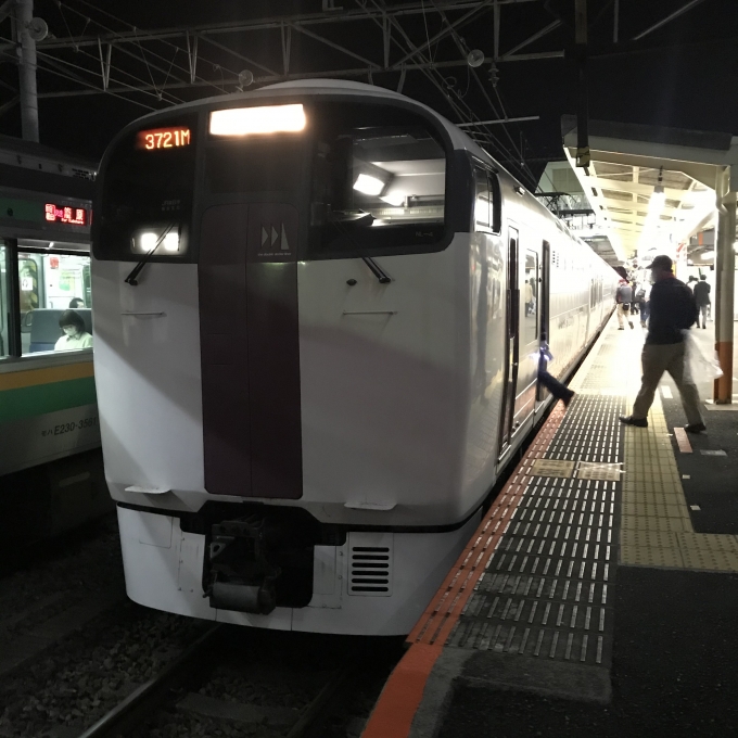 鉄道乗車記録の写真:乗車した列車(外観)(5)        「NL-4編成。小田原駅4番ホーム。」