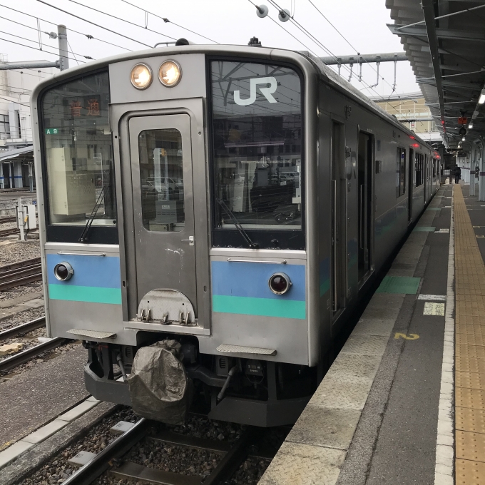 鉄道乗車記録の写真:乗車した列車(外観)(3)        「9編成。松本駅6番ホーム。」