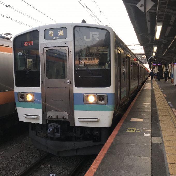 鉄道乗車記録の写真:乗車した列車(外観)(3)        「N610編成。高尾駅3番ホーム。」