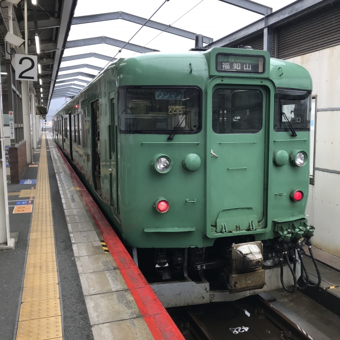 鉄道乗車記録の写真:乗車した列車(外観)(3)        「編成名不明。東舞鶴駅2番のりば。」