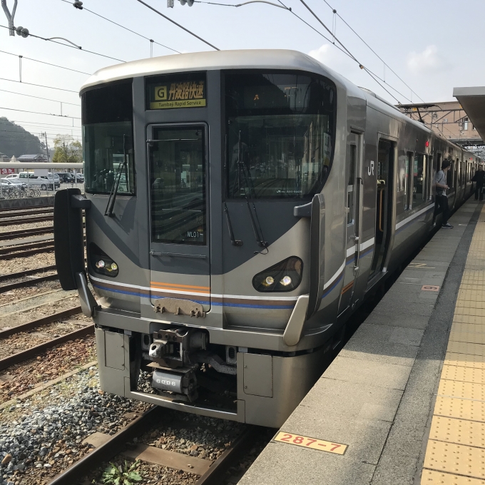 鉄道乗車記録の写真:乗車した列車(外観)(3)        「ML01編成。篠山口駅4番のりば。」