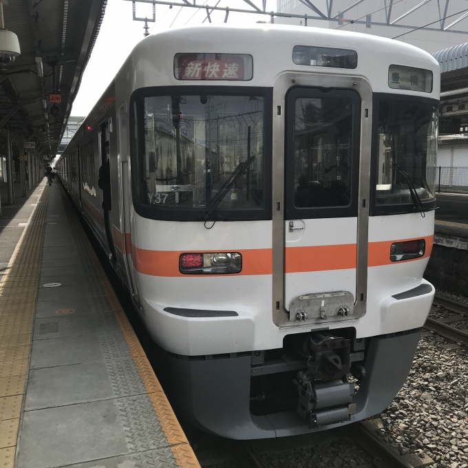 鉄道乗車記録の写真:乗車した列車(外観)(3)        「Y108編成＋Y37編成。大垣駅5番線。」