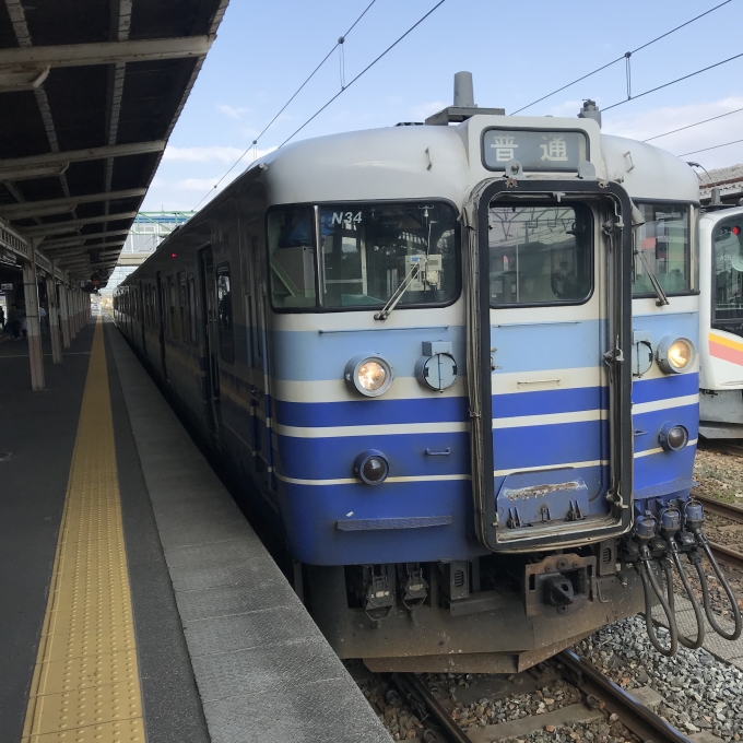 鉄道乗車記録の写真:乗車した列車(外観)(3)        「N34編成。吉田駅1番線。」
