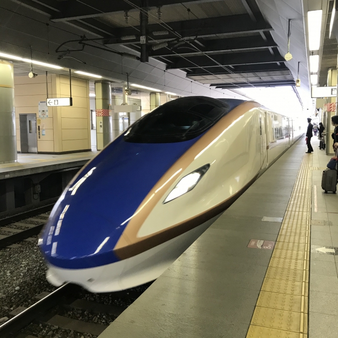 鉄道乗車記録の写真:乗車した列車(外観)(3)        「F30編成。長野駅13番線。」