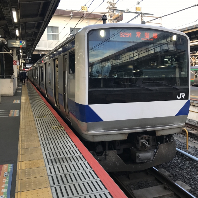 鉄道乗車記録の写真:乗車した列車(外観)(3)        「K422編成。上野駅9番線。」