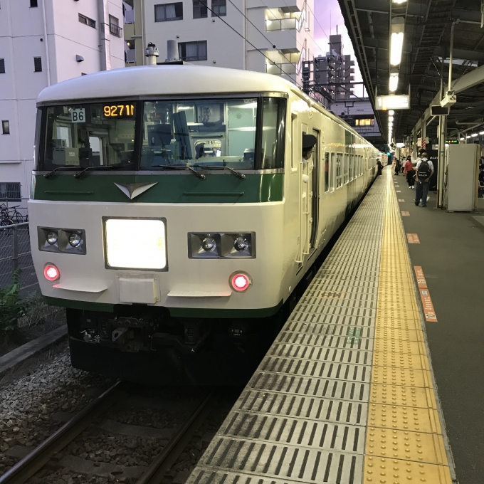 鉄道乗車記録の写真:乗車した列車(外観)(4)        「宮オオB 6編成。昭島駅1番線。」