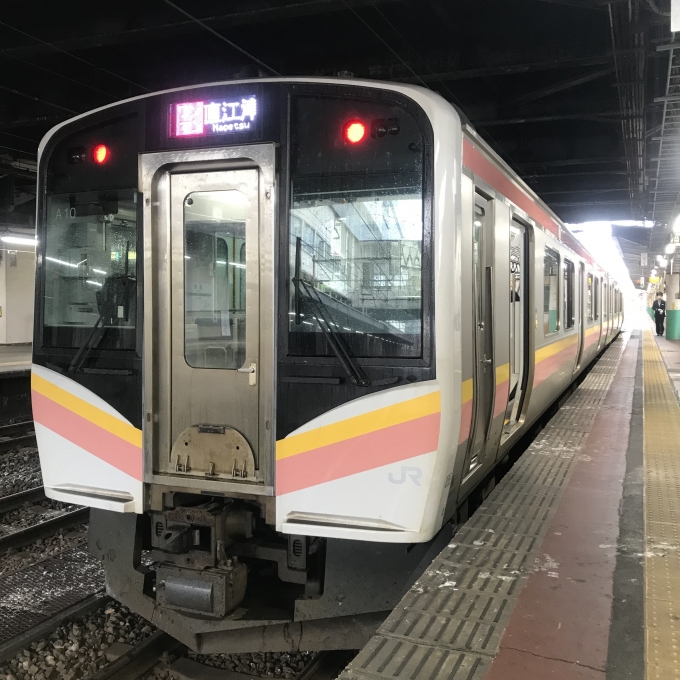 鉄道乗車記録の写真:乗車した列車(外観)(3)        「新ニイA10編成。長岡駅4番線。」