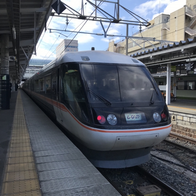 鉄道乗車記録の写真:乗車した列車(外観)(3)        「海シンA6編成。長野駅6番線。」