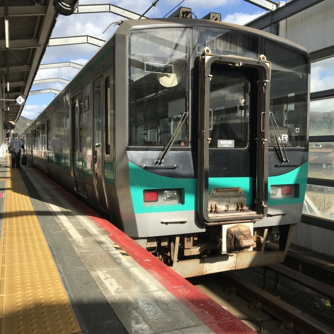 鉄道乗車記録の写真:乗車した列車(外観)(3)        「クモハ125-2＋クモハ125-8。東舞鶴駅1番のりば。」