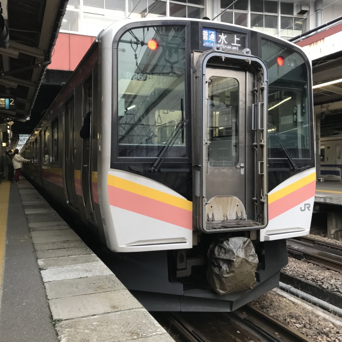 鉄道乗車記録の写真:乗車した列車(外観)(3)        「新ニイB26編成。越後湯沢駅2番線。」