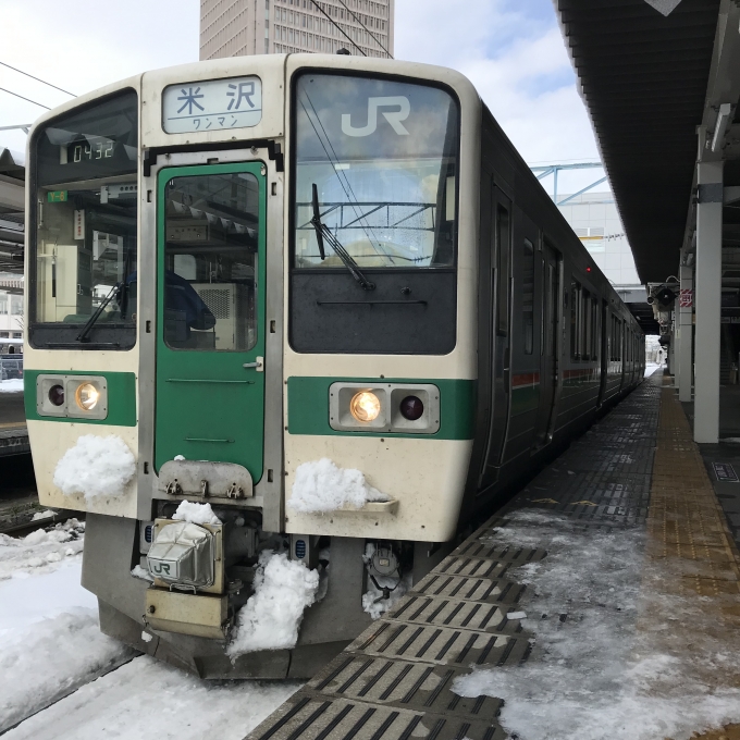 鉄道乗車記録の写真:乗車した列車(外観)(3)        「719系仙カタY-6編成。山形駅4番線。」