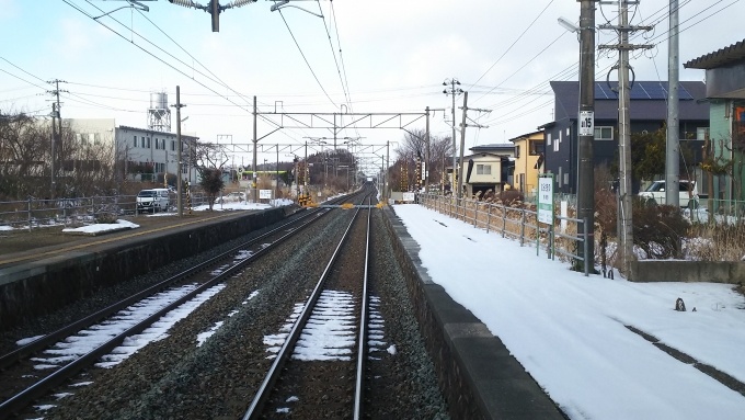 鉄道乗車記録の写真:車窓・風景(2)        「村崎野停車中
線形の良い区間の110km/h運転を、開放された最後尾の乗務員スペースから堪能。」