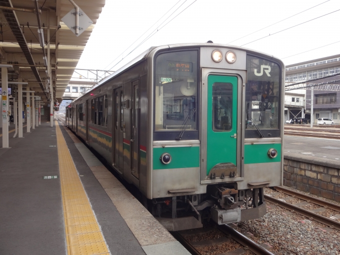 鉄道乗車記録の写真:乗車した列車(外観)(1)        「一ノ関発車前(上り方)
日中の小牛田－一ノ関はワンマン運転の701系が往復しています。」