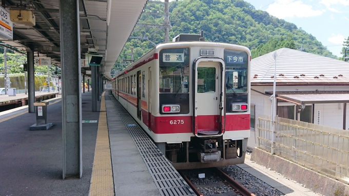 鉄道乗車記録の写真:乗車した列車(外観)(1)        「新藤原発車前(下り方)
後部の6175F・6275側。」