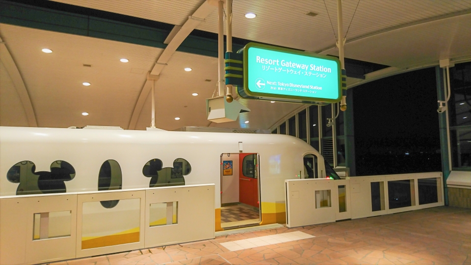 鉄道乗車記録「東京ディズニーランド・ステーション駅からリゾートゲートウェイ・ステーション駅」乗車した列車(外観)の写真(6) by やまやま 撮影日時:2020年09月