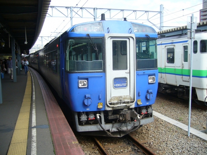 鉄道乗車記録の写真:列車・車両の様子(未乗車)(2)        「乗車車両とは別編成です。
キハ183系『北斗』」