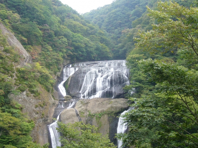 鉄道乗車記録の写真:旅の思い出(2)        「袋田の滝です。」