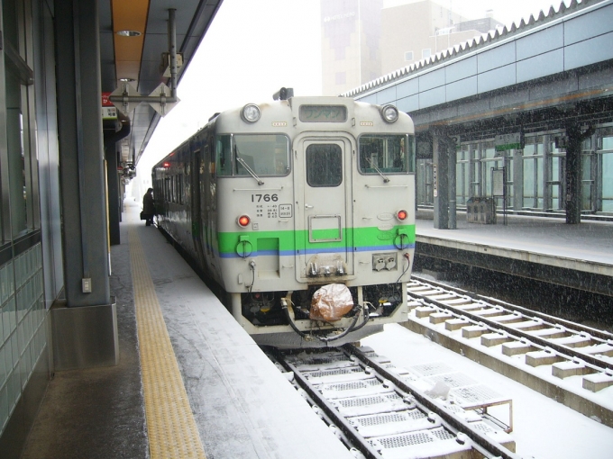 鉄道乗車記録の写真:列車・車両の様子(未乗車)(2)        「乗車車両とは別編成です。」