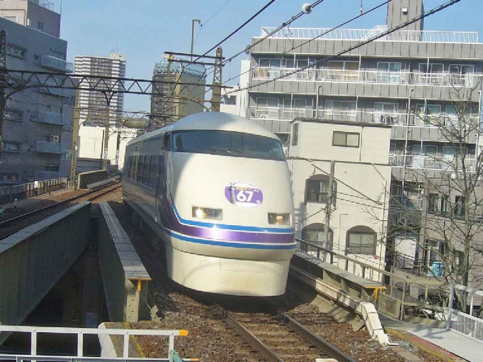 鉄道乗車記録の写真:列車・車両の様子(未乗車)(2)        「乗車車両とは別編成です。」