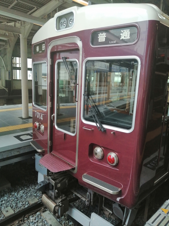 鉄道乗車記録の写真:乗車した列車(外観)(1)        「1324レ」